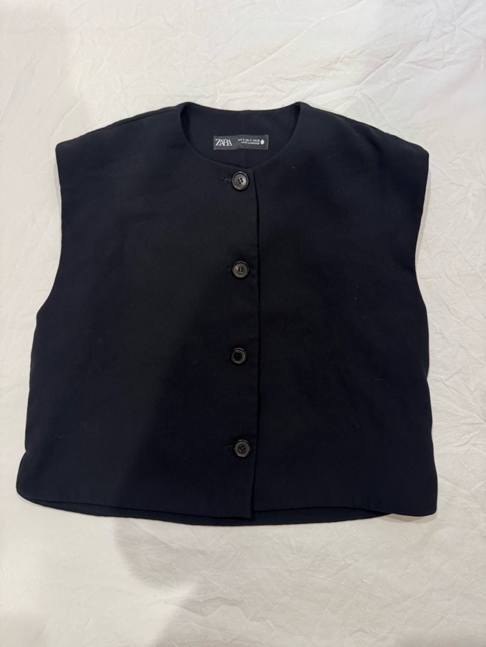 Zara Black Sleeveless Button-Front Vest - Picture 3 of 3